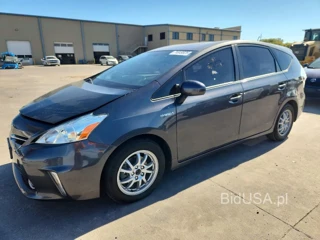 TOYOTA PRIUS V THREE