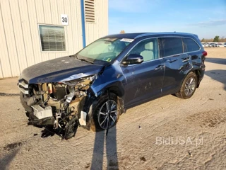 TOYOTA HIGHLANDER XLE