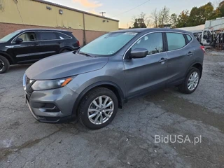 NISSAN ROGUE SPORT S