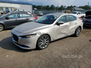 MAZDA 3 PREFERRED