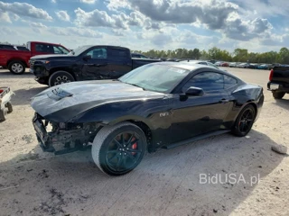 FORD MUSTANG GT