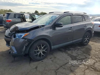 TOYOTA RAV4 SE