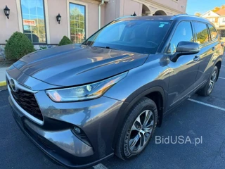 TOYOTA HIGHLANDER XLE
