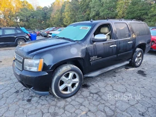 CHEVROLET SUBURBAN C1500 LT