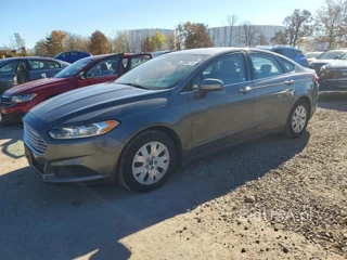 FORD FUSION S