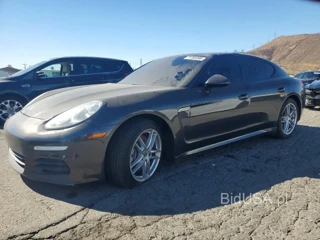 PORSCHE PANAMERA 2