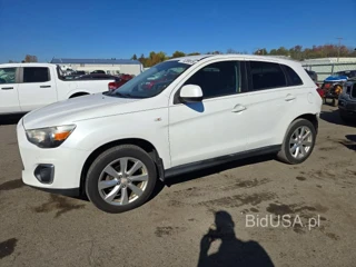 MITSUBISHI OUTLANDER SPORT ES