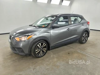NISSAN KICKS SV