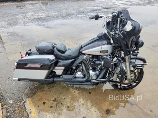 HARLEY-DAVIDSON FLHTCU
