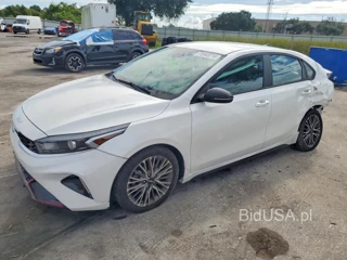KIA FORTE GT LINE