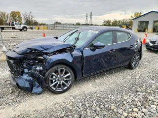MAZDA 3 PREFERRED