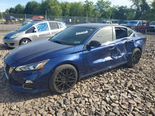 NISSAN ALTIMA SR