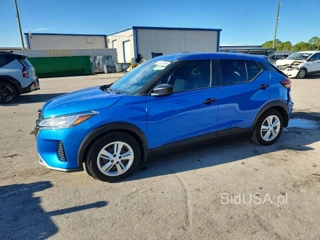 NISSAN KICKS S