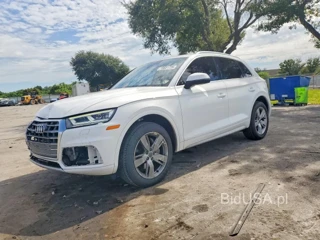 AUDI Q5 PREMIUM PLUS