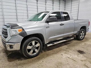 TOYOTA TUNDRA SR5