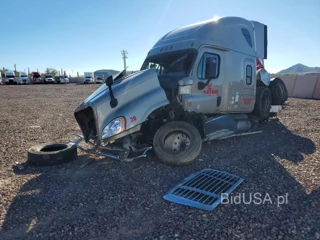 FREIGHTLINER CASCADIA 125