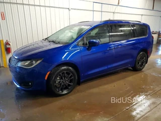 CHRYSLER PACIFICA TOURING L