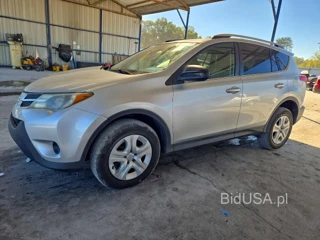 TOYOTA RAV4 LE