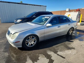 MERCEDES-BENZ E 500
