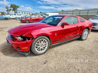 FORD MUSTANG