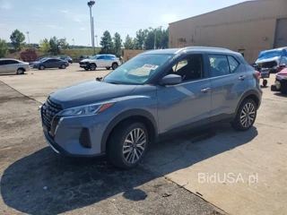 NISSAN KICKS SV