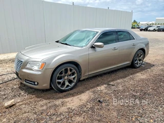 CHRYSLER 300