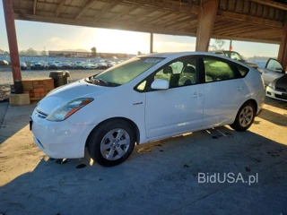 TOYOTA PRIUS BASE