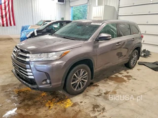 TOYOTA HIGHLANDER XLE