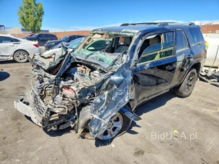 TOYOTA 4RUNNER SR5 PREMIUM