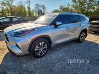 TOYOTA HIGHLANDER XLE