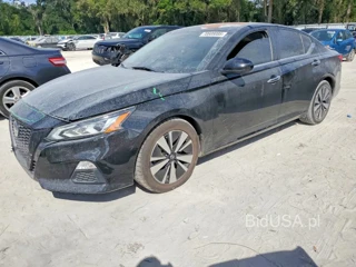 NISSAN ALTIMA SV
