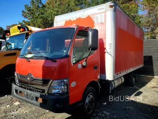 HINO 195