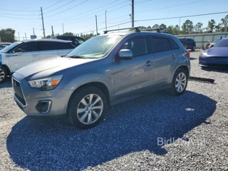 MITSUBISHI OUTLANDER SPORT ES