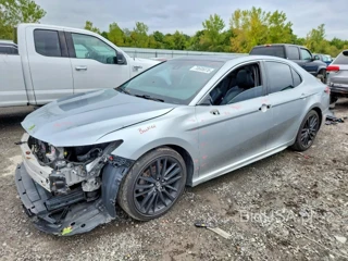 TOYOTA CAMRY XSE V6