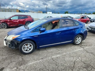 TOYOTA PRIUS THREE