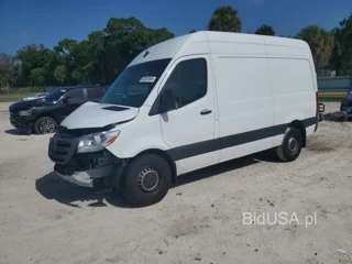 MERCEDES-BENZ SPRINTER 2500