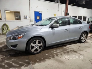 VOLVO S60 T5