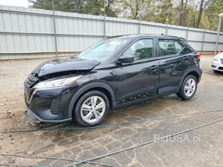 NISSAN KICKS S