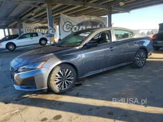 NISSAN ALTIMA SV