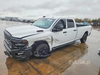 RAM 2500 TRADESMAN