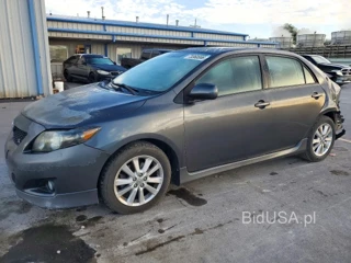TOYOTA COROLLA BASE