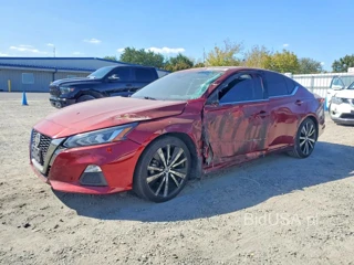 NISSAN ALTIMA SR