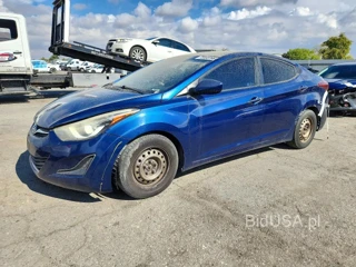 HYUNDAI ELANTRA SE