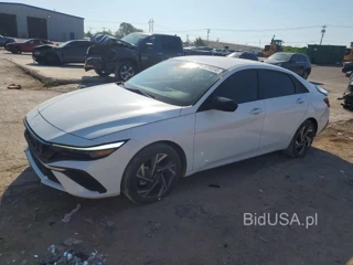 HYUNDAI ELANTRA SEL SPORT