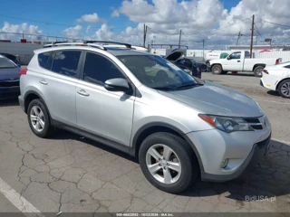 TOYOTA TOYOTA RAV4 XLE