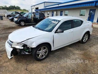 DODGE AVENGER SE