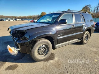 TOYOTA 4RUNNER SR5