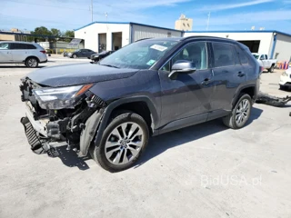 TOYOTA RAV4 XLE PREMIUM