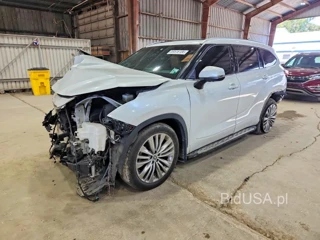 TOYOTA HIGHLANDER PLATINUM