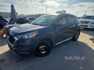 HYUNDAI TUCSON SEL